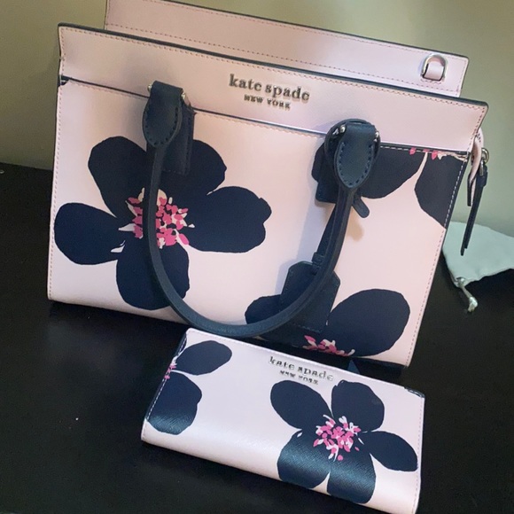 kate spade Handbags - Kate Spade floral satchel with matching wallet